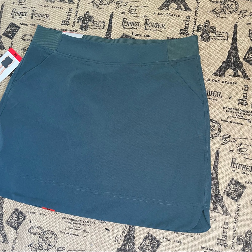 32 Degrees Cool NWT! Smoke Green Stretch Woven Skort Size M - Picture 5 of 14
